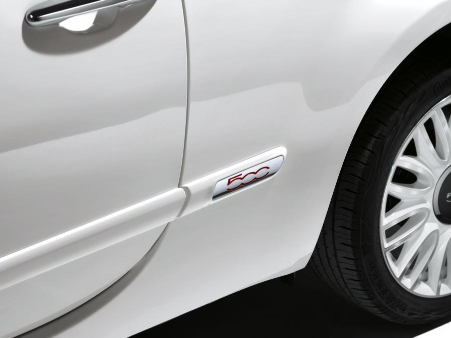 Детали экстерьера Fiat 500C Dolcevita (312) 2019 года  (фото 12 из 55)